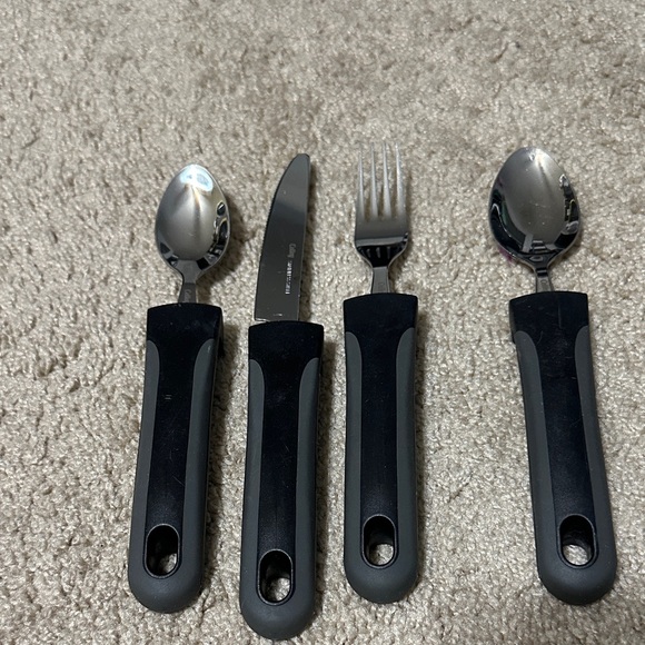 BunMo Adaptive Silverware Utensils 4 piece set Elderly Arthritis - Picture 1 of 4